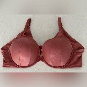 ⭐️Like New⭐️ Torrid: XO Plunge Push-Up Bra- Size 42B